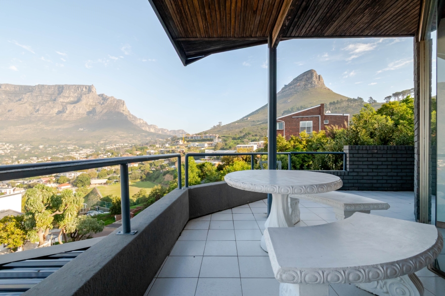 To Let 3 Bedroom Property for Rent in Tamboerskloof Western Cape